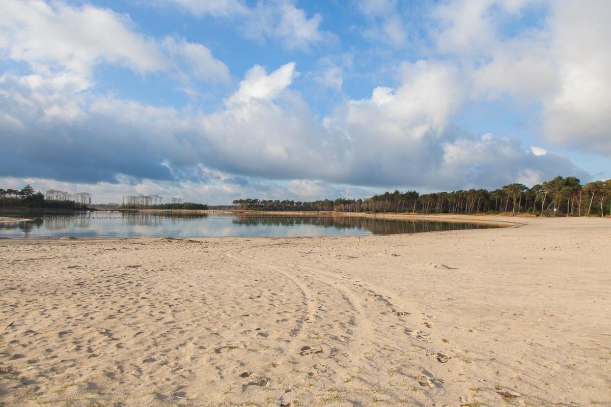 Hotel Restaurant Nederheide Milheeze エクステリア 写真